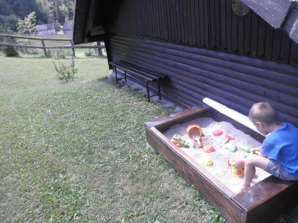 Holiday Home Cumar Cerkno Ngoại thất bức ảnh